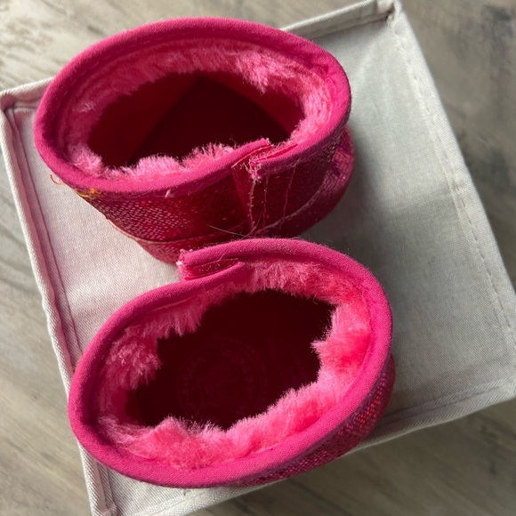 Build A Bear Boots Shoes Pink Glitter Sparkle Fur Accessory Clothing BABW - Picture 5 of 6